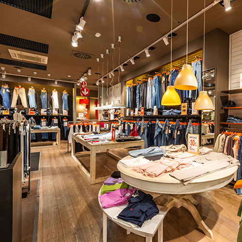 Centro Commerciale Euro Torri | DEN STORE Jeanseria